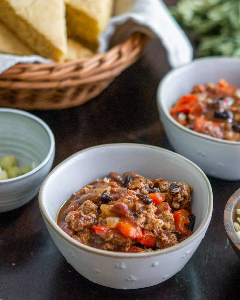 Easy Turkey Chili - Stillwood Kitchen