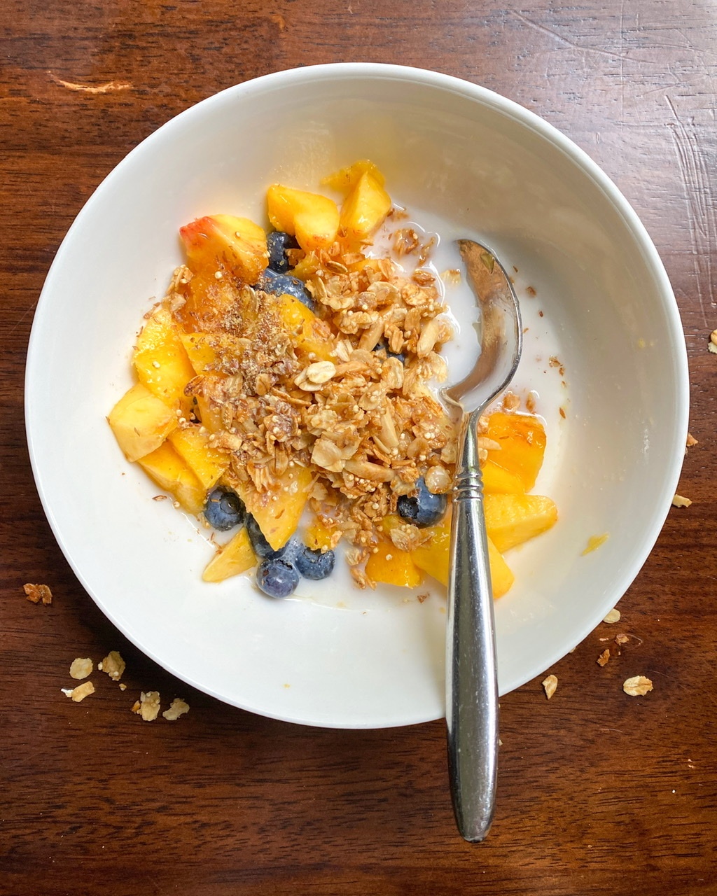 Honey Almond Granola With Peaches