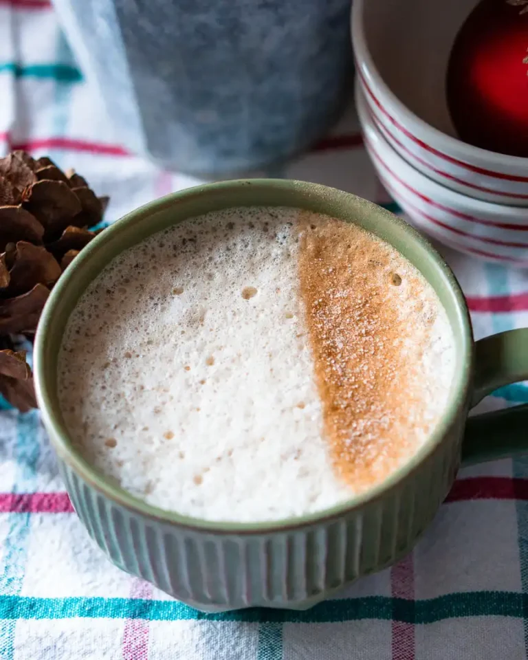 A large cup of gingerbread latte.